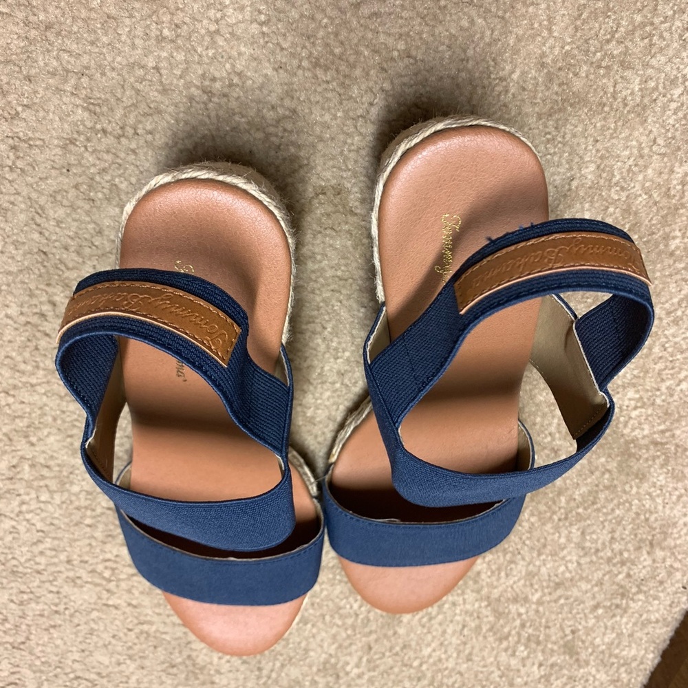 Tommy Bahama Women's Dark Blue Sandals - Picture 7 of 8